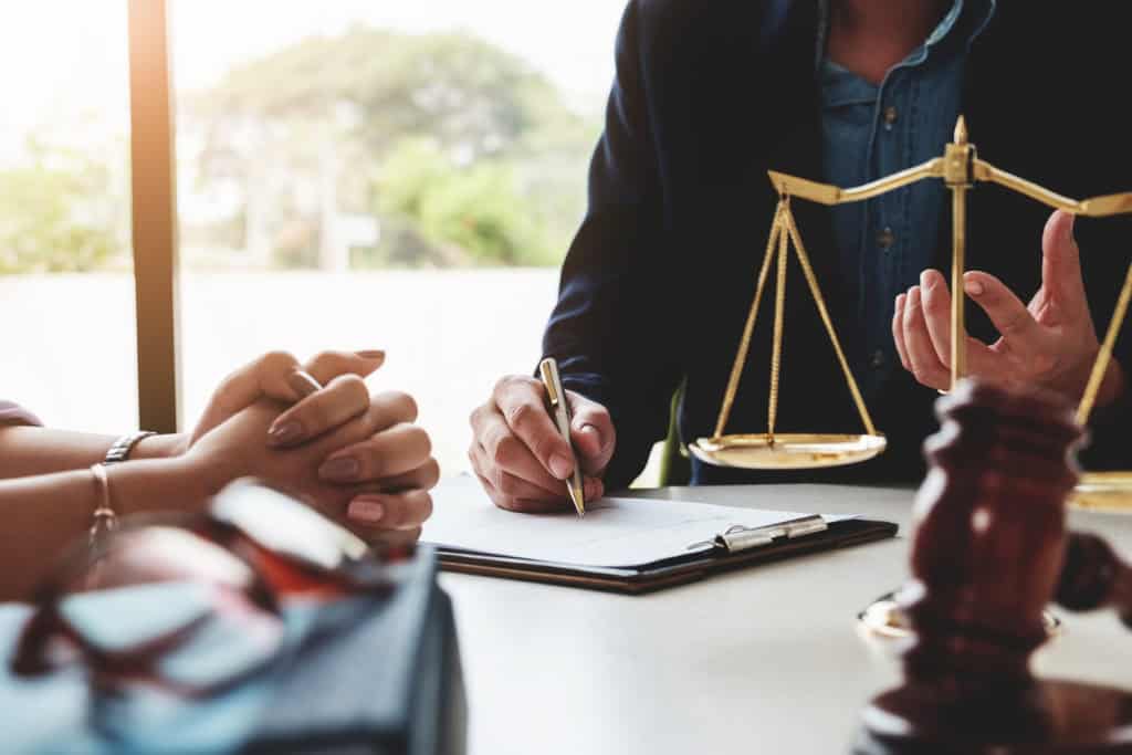 Court Applications vs. Mediation: A Less Stressful Path with EH Mediation Hungerford